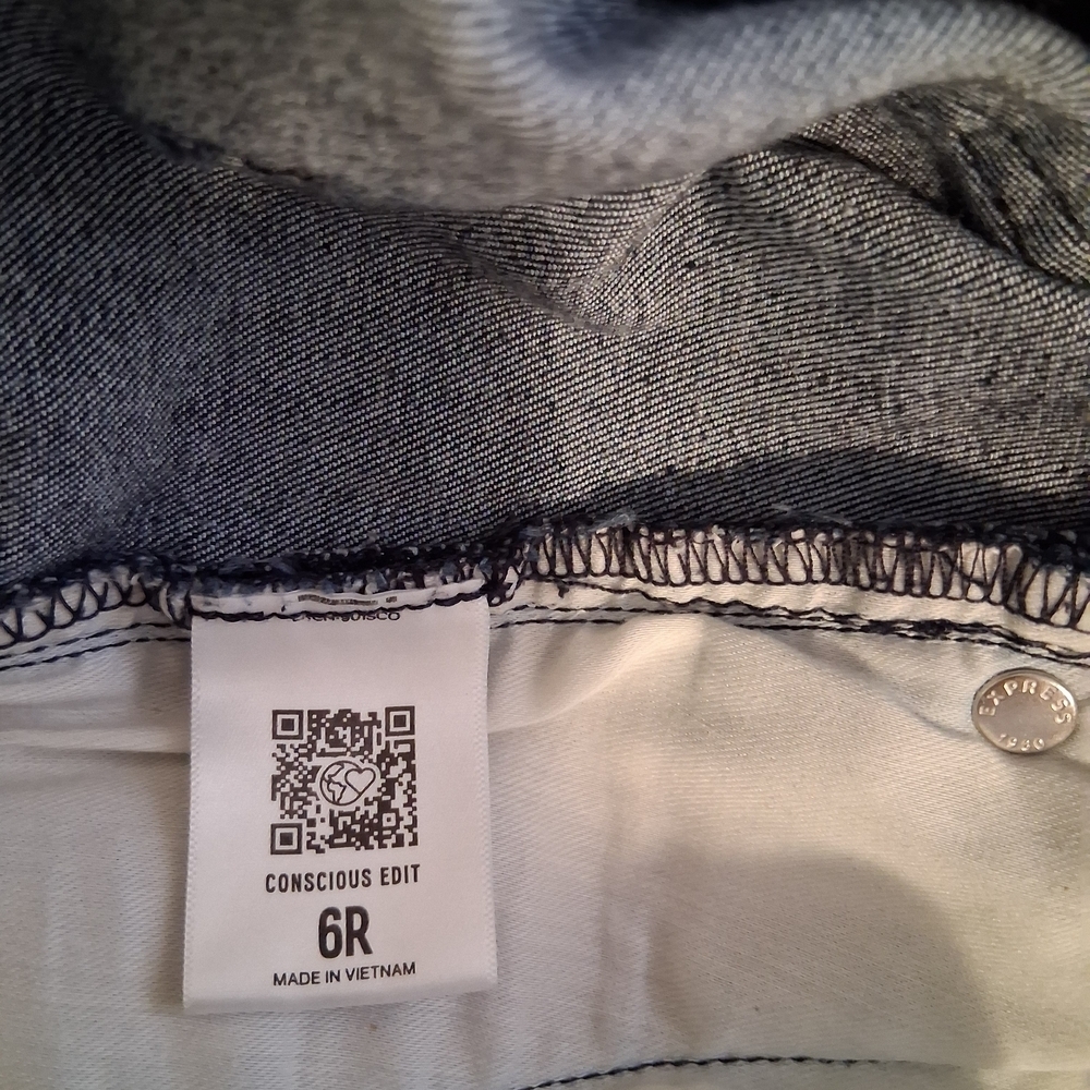 Express Dark Blue Women's Skyscraper Mid Rise Jeans. With Split Boot Flare - Picture 5 of 7